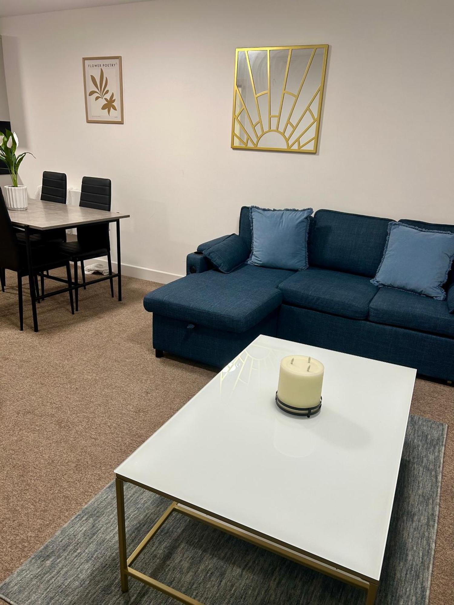 Failsworth Luxury Apartment With Free Parking By Daley Stays Manchester Eksteriør billede